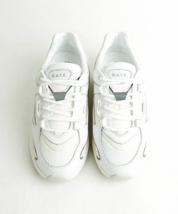 D.A.T.E.(デイト) ベラ ハイブリッド VELA HYBRID WHITE