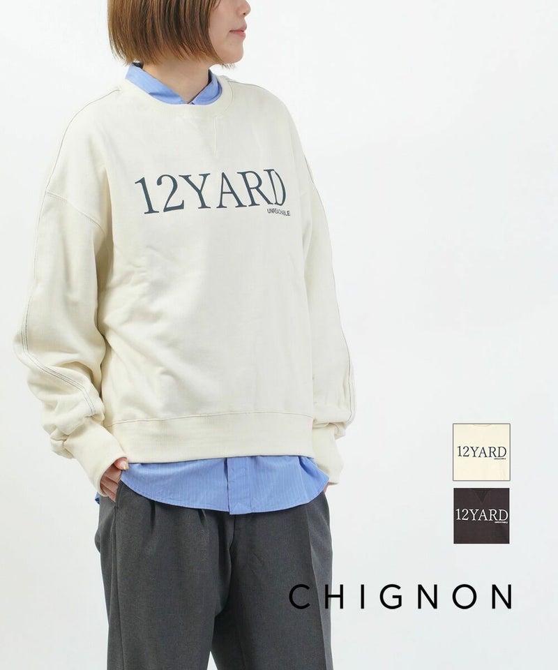 CHIGNON(シニヨン) 12YARDロゴスウェットプルオーバー オフホワイト(OFF)