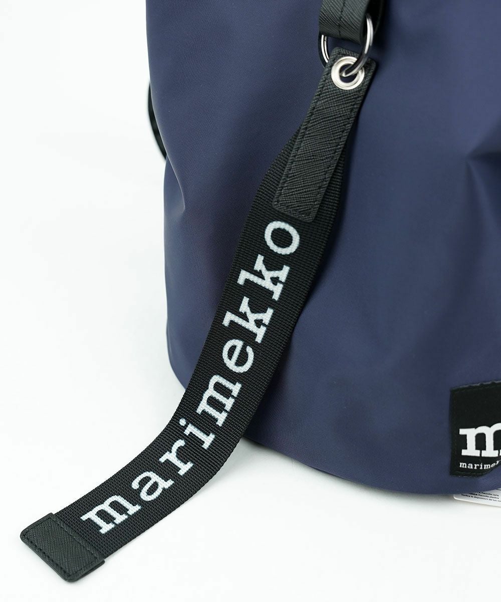marimekko JE CARRY ALL SOLID ネイビー marimekko(マリメッコ)CARRY ALL SOLID ショルダーバッグ | BLEU COMME