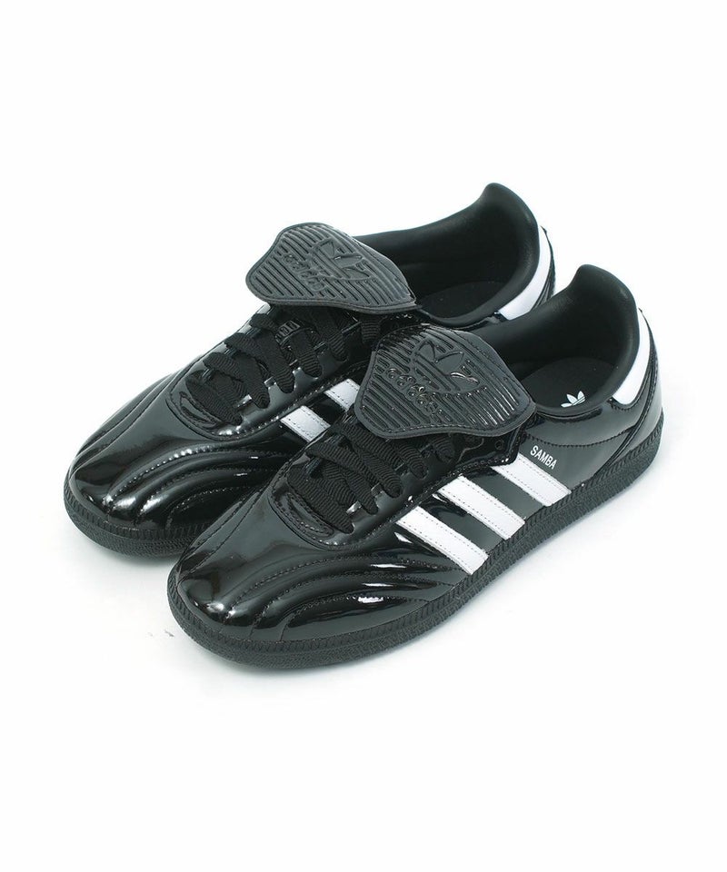 コアBLK/フットウェアWHT(2707)