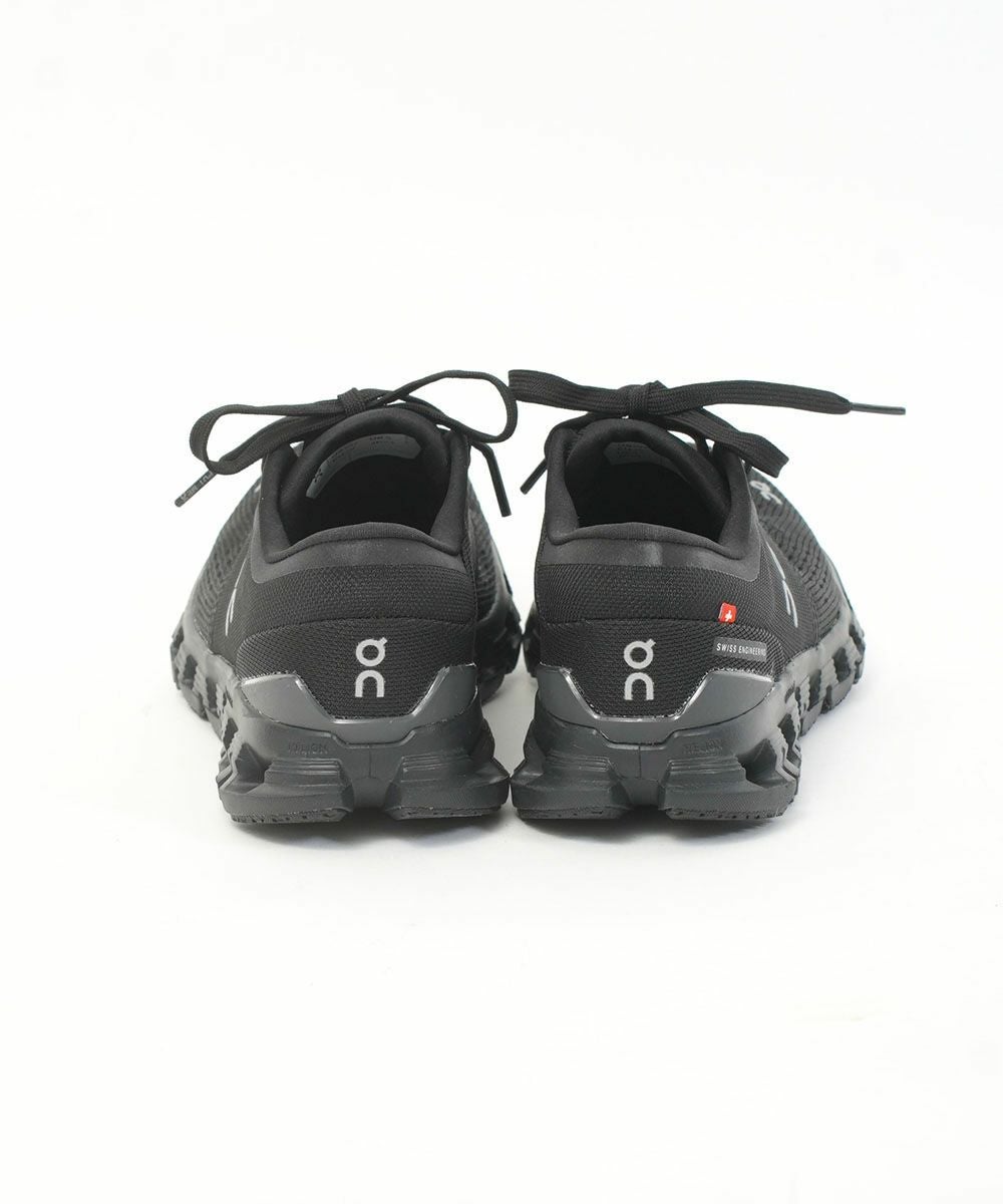 on Cloud X 4オン　クラウド　ブラック 23cm Women's Cloud X 4 | Black | On United States