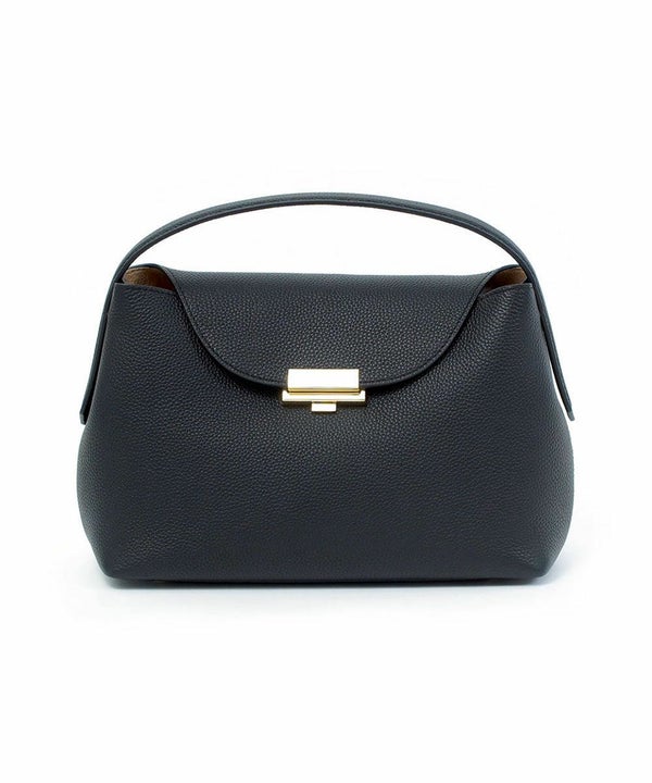 BLACK(BLK)