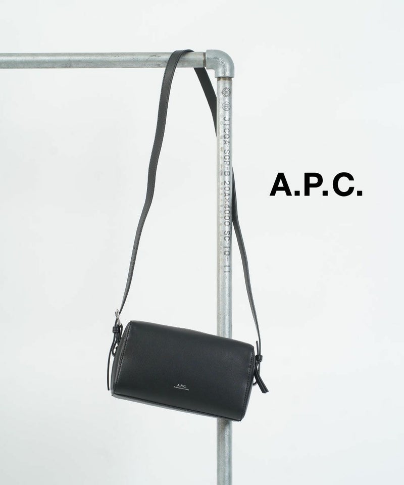 A.P.C.(アー・ペー・セー) Nino カメラバッグ ブラック(99)