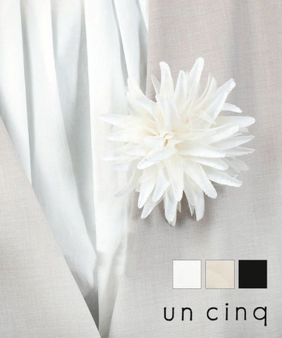 un cinq(アンサンク) Linen Ciffon Corsage Chrysanthemum