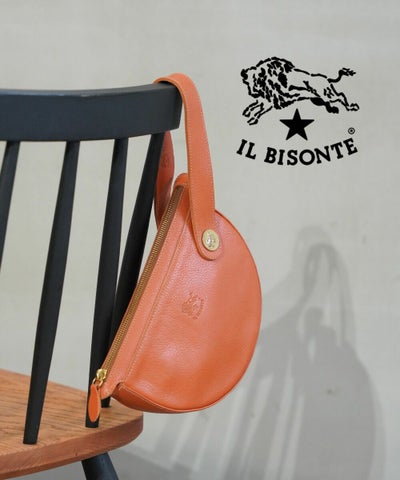 IL BISONTE(イルビゾンテ) クラッチバッグ