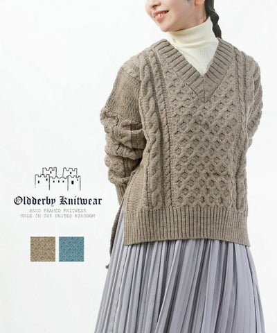 Oldderby Knitwear(オールドダービーニットウェア) Vネックケーブルニット