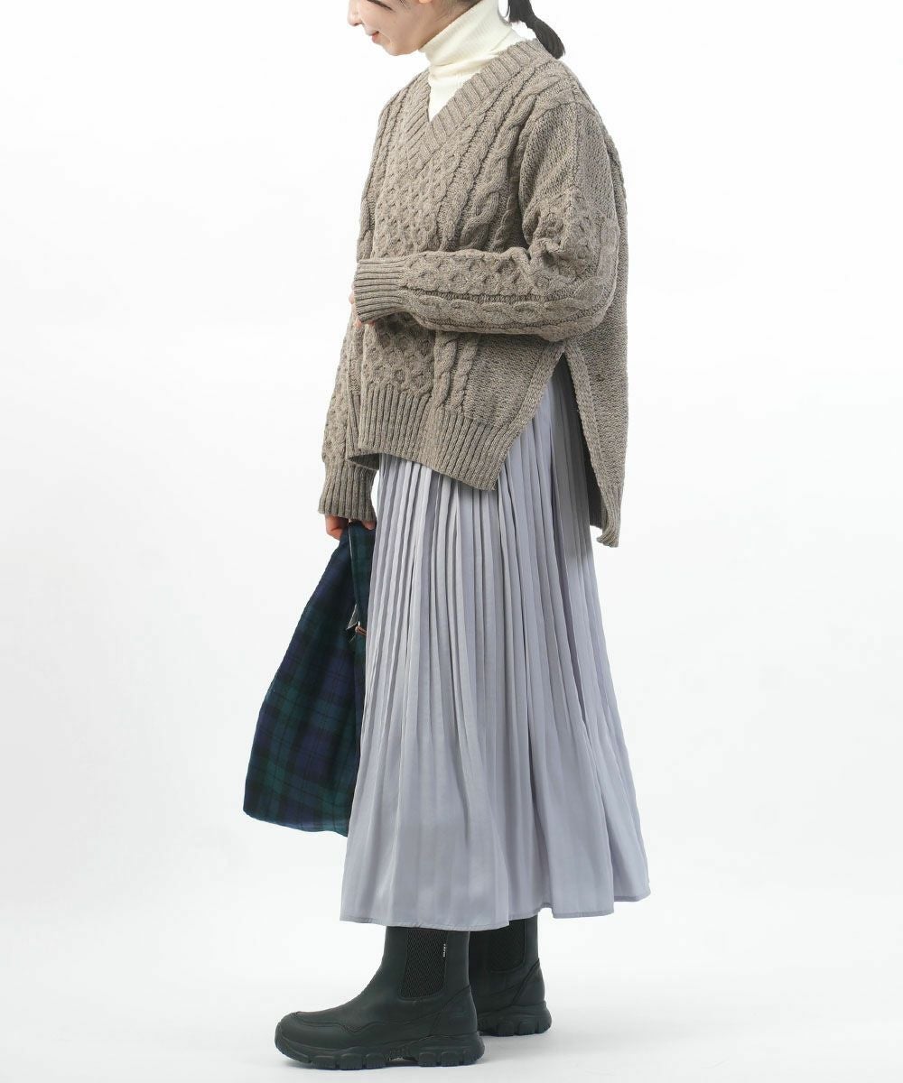 【Oldderby Knitwear】Vネックニットプルオーバー◆ Oldderby Knitwear(オールドダービーニットウェア)Vネックケーブル