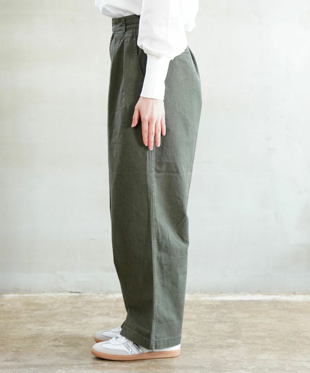 CHIGNON(シニヨン)ウォッシュドチノパンツ | BLEU COMME BLEU(ブルー