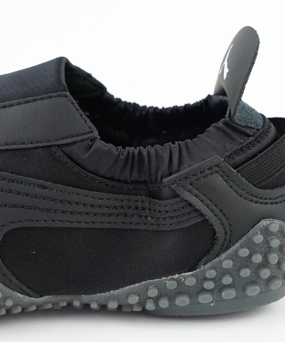 極美品PUMA W MOSTRO MOVE VENUS ブラック 24 PUMA(プーマ)MOSTRO MOVE VENUS WNS | BLEU COMME BLEU(ブルーコムブルー)