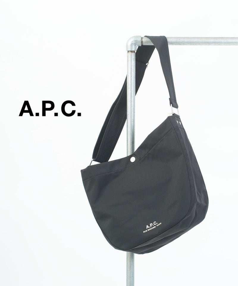 A.P.C.(アー・ペー・セー) BESACE JOURNAL NYLON ブラック(99)