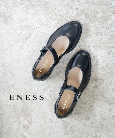 ENESS(エネス) ストラップパンプス