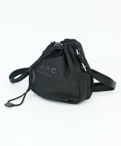 A.P.C.(アー・ペー・セー) Backstage クロスボディポーチ