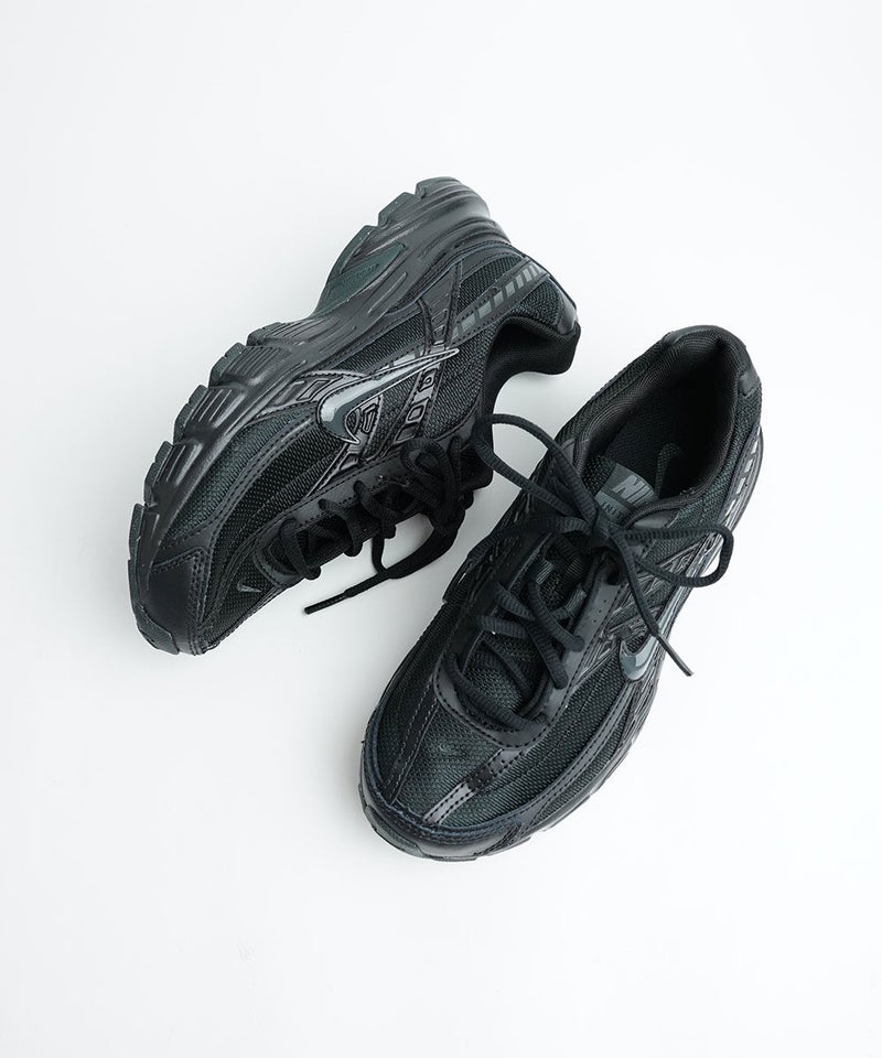 NIKE(ナイキ) ウィメンズ イニシエーター ブラック/Dスモークグレー(005)