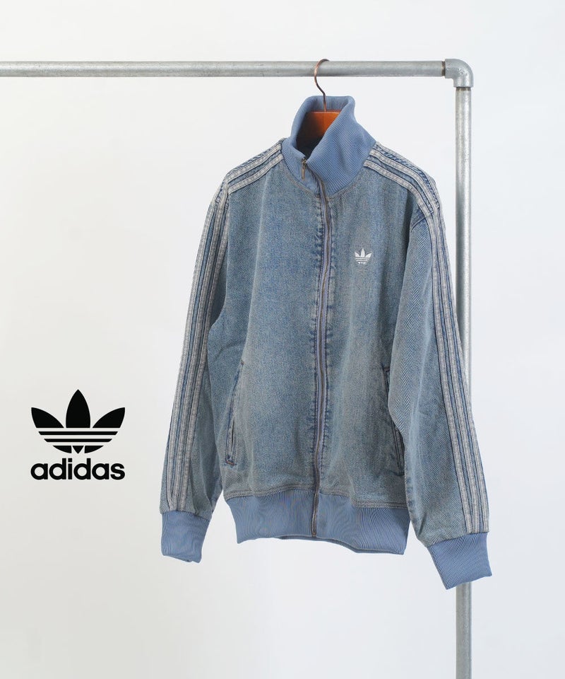 adidas(アディダス) ライトウォッシュデニム ファイヤーバード トラックトップ ウォーンBLデニム(4970)