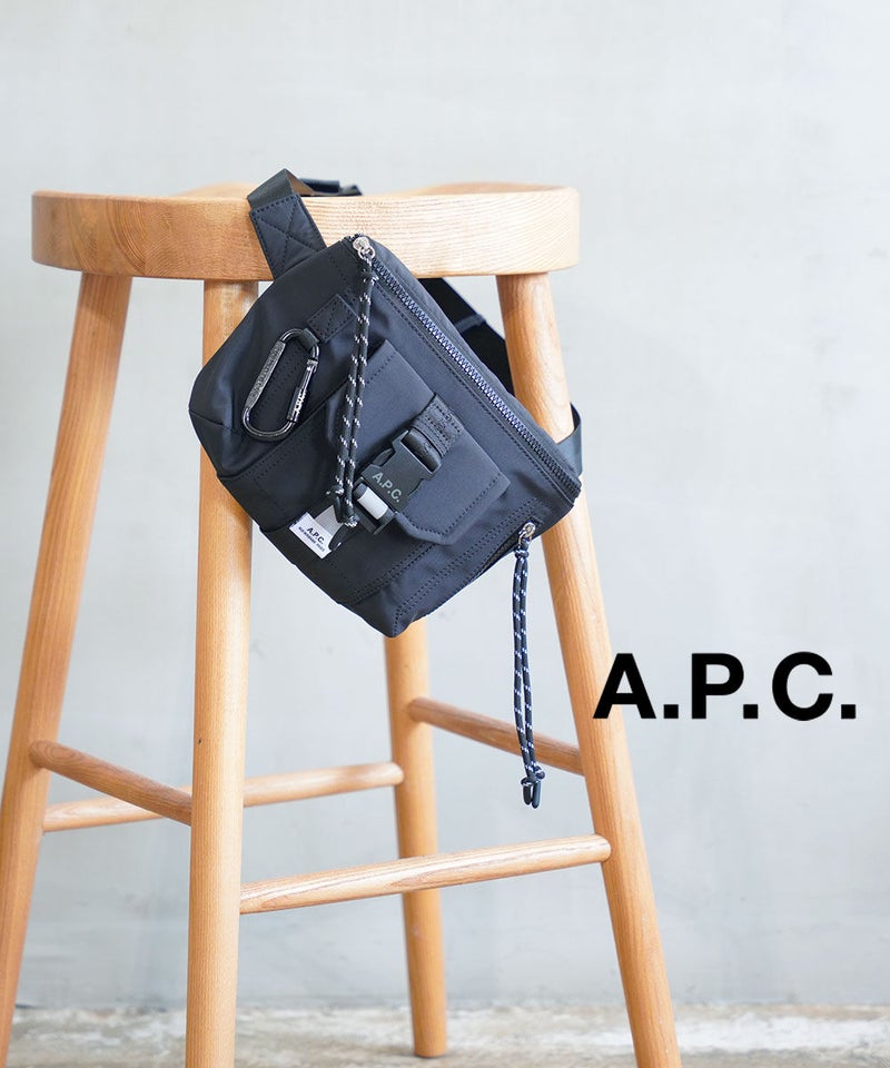 A.P.C.(アー・ペー・セー) Trek ヒップバッグ ブラック(99)