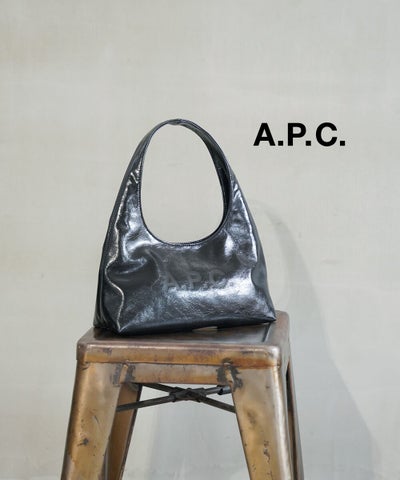 A.P.C.(アー・ペー・セー) Baby Ninon ショルダーバッグ